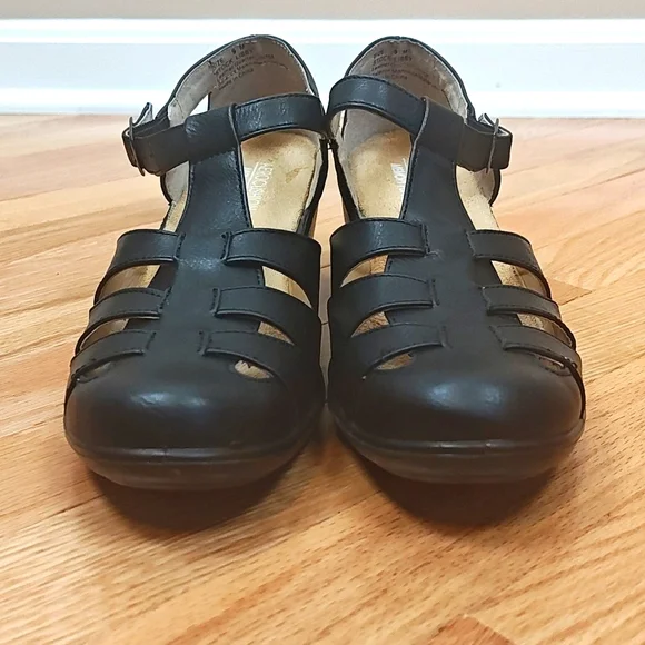 Aerocushion Black Mary Jane Dress shoes - Picture 2 of 8